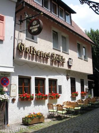 GoldenesFaessle2